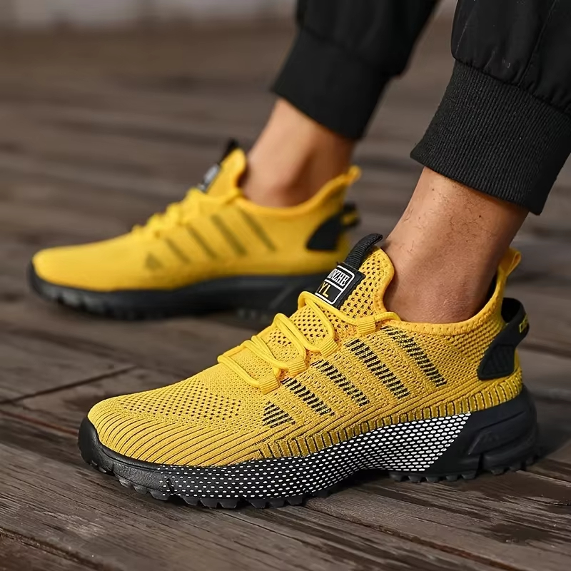 2025 New Men Running Shoes Out - Breathable Mesh Athletic Shoes recension och pris